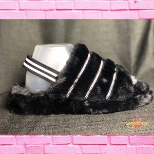 Furry slipper sandals
